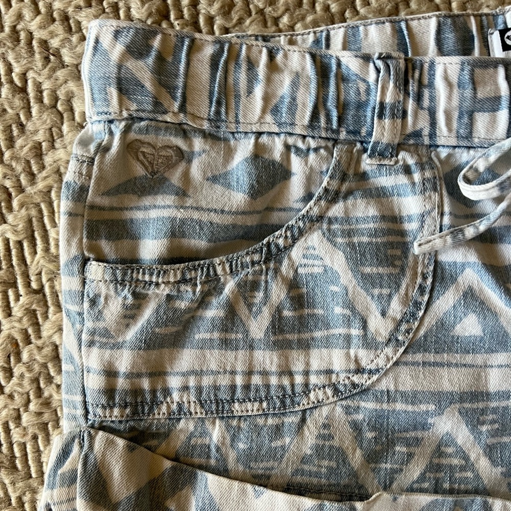 Roxy Tribal Drawstring Denim Shorts - M - Picture 3 of 9